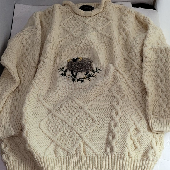Acorn Sweaters - Vintage Acorn Sweater XL Sheep theme